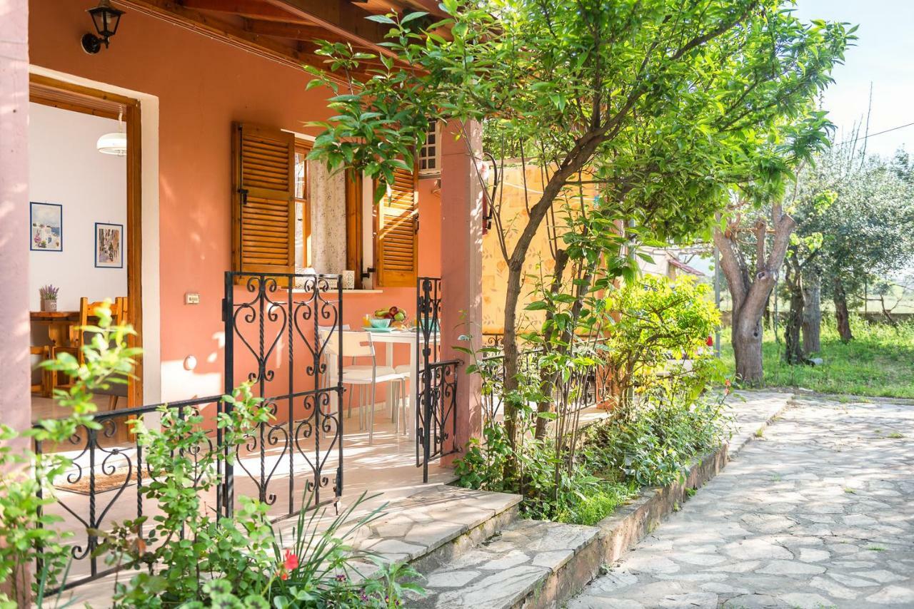 Sophie'S House Villa Almiros Beach Екстериор снимка