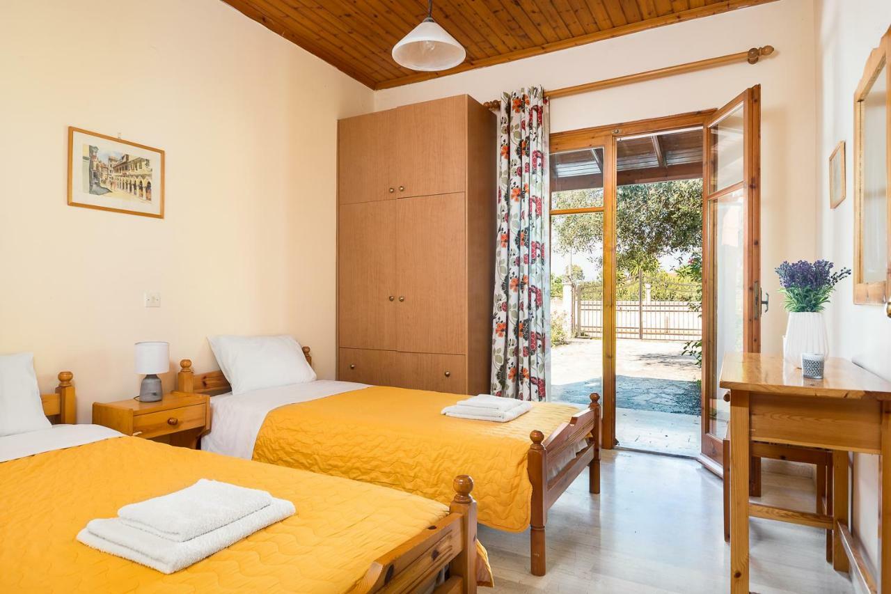 Sophie'S House Villa Almiros Beach Екстериор снимка